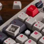 8BitDo mechanische Tastatur im Retro-Design