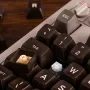 8BitDo Retro-Tastatur: Vielseitig und schick im Retro-Design